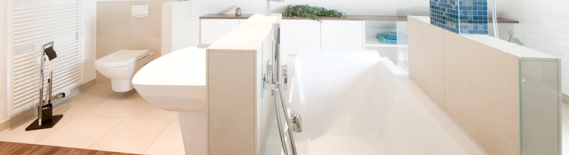 Kinderzimmer zum Badezimmer