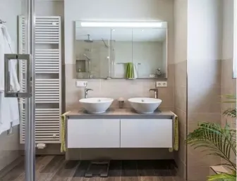 Gemütliches Familienbad