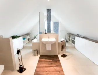 Jugendzimmer zum Badeparadies