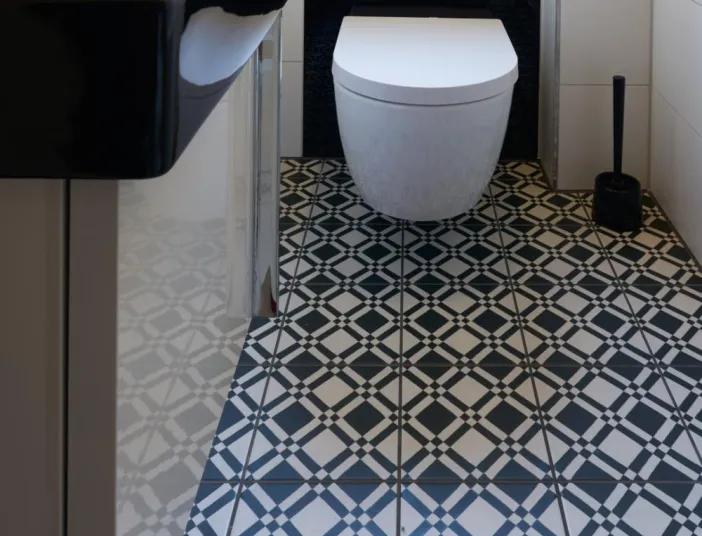 Gäste-WC mit Kontrasten